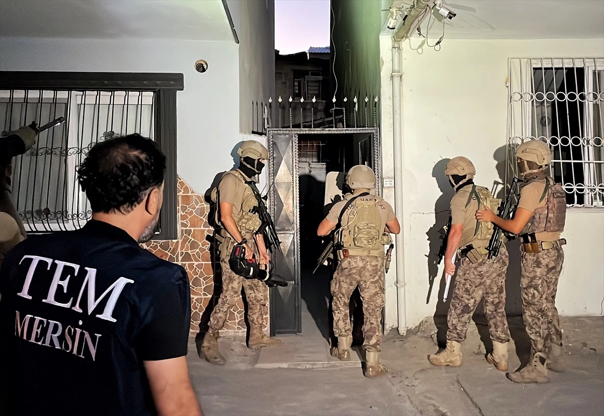 Mersin'de Terör Örgütlerine Yönelik Operasyon: 4 Şüpheli Yakalandı
