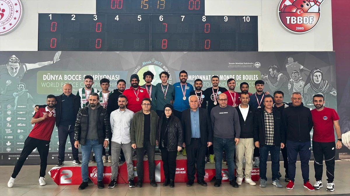 Alaçamlı Sporcular Türkiye Erkekler Volo Şampiyonası'nda Gümüş Madalya Kazandı