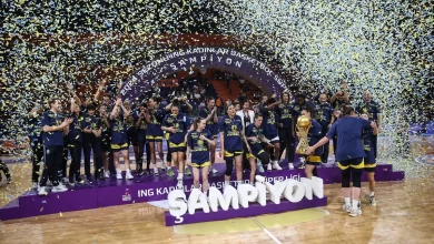 Fenerbahçe Alagöz Holding, ÇBK Mersin'i yenerek şampiyon oldu