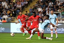 Hatayspor - Başakşehir Maçının İlk Yarısı 1-0 Başakşehir'in Üstünlüğüyle Sonuçlandı