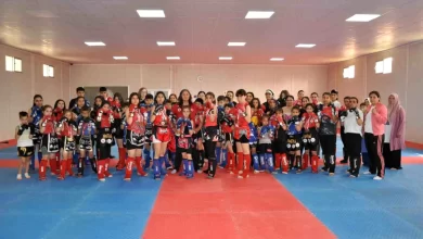 Silifke'de Anneler ve Sporcular Birlikte Antrenman Yapıyor