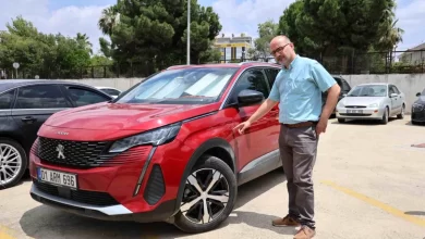 Mersin'de bayiden sıfır kilometre Peugeot marka jip alan Mustafa Ümit Yıldız, aracının boyalı olduğunu öğrendi ve olayı yargıya taşıdı