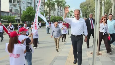 Başkan Seçer, 1 Mayıs'ta İşçilerle Yürüdü