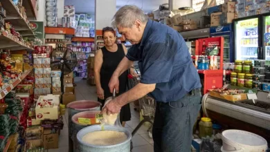 Mersin Büyükşehir Belediyesi'nin Halk Kart uygulamasından 9 bin aile faydalanıyor