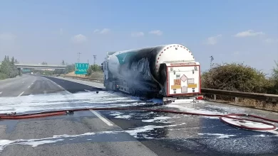 Tarsus'ta LNG Yüklü Tankerin Tekerleklerinde Yangın Çıktı