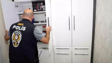 Mersin'de Müstehcen Yayın Yapan Şüphelilere Operasyon: 10 Şüpheli Yakalandı