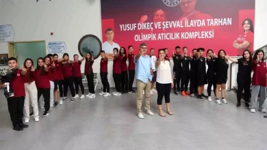 Yusuf Dikeç ve Şevval İlayda Tarhan Mersin'de madalyalarını aldı