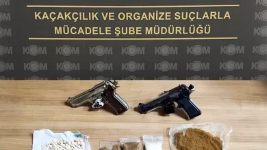 Mersin'de Uyuşturucu Operasyonu: 2 Tabanca ve Uyuşturucu Maddeler Ele Geçirildi