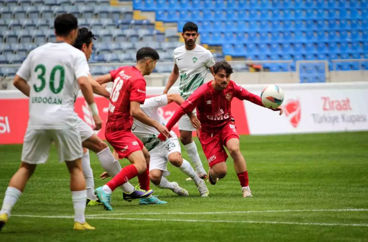 Kırklarelispor, Mersin'i 2-0 Geçti