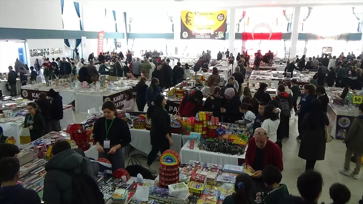 Erdemli'de Edebiyat Günleri Başladı