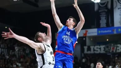 Beşiktaş, Anadolu Efes'i 85-80 Yenerek Dörtlü Finale Yükseldi