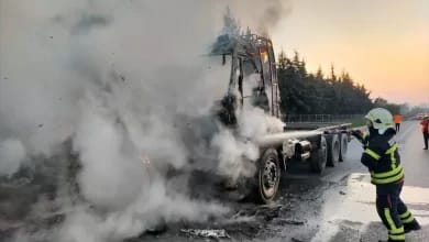 Tarsus'ta Seyir Halindeki Kamyonda Yangın