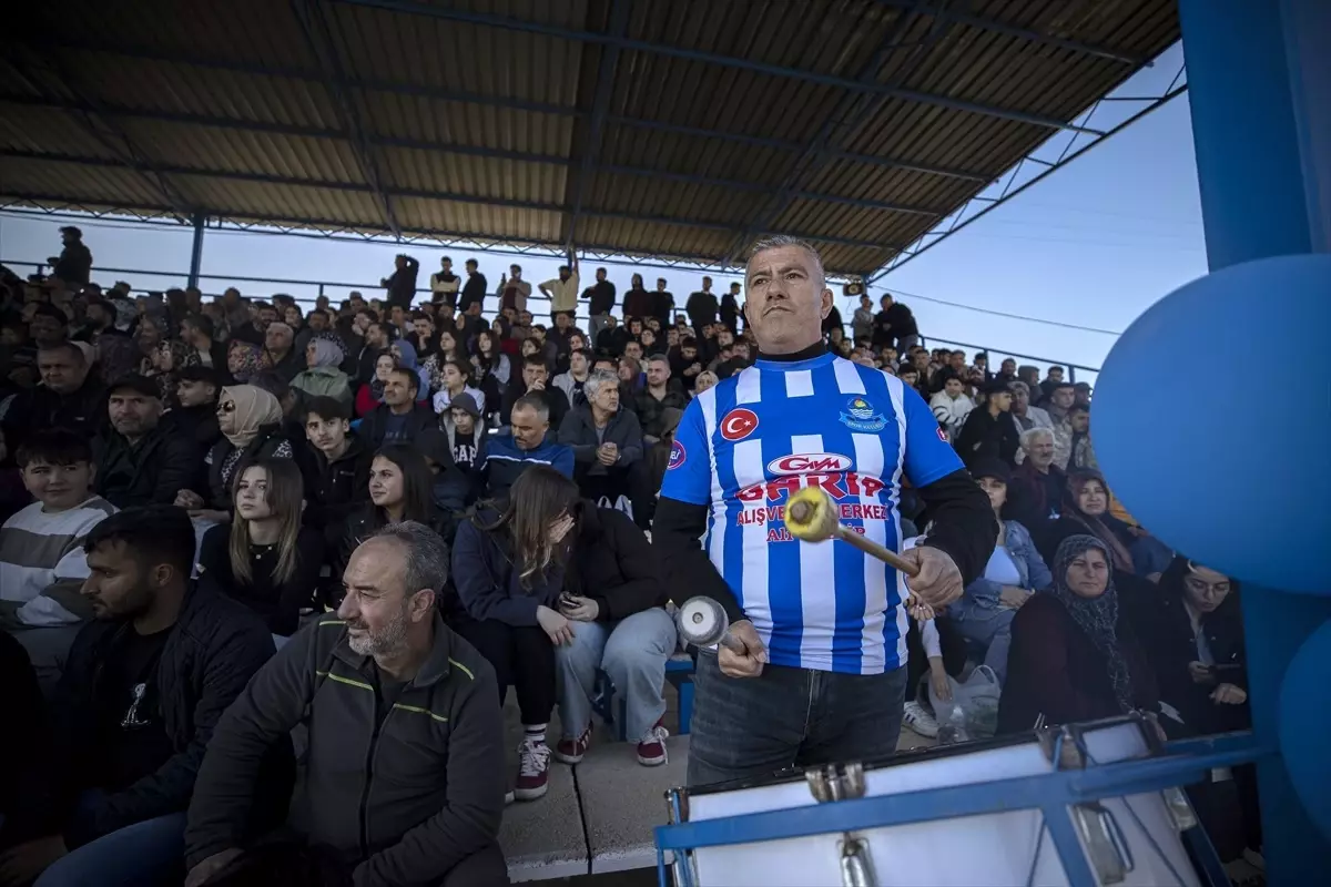 Bozyazı Belediyespor'dan Taraftara İkram