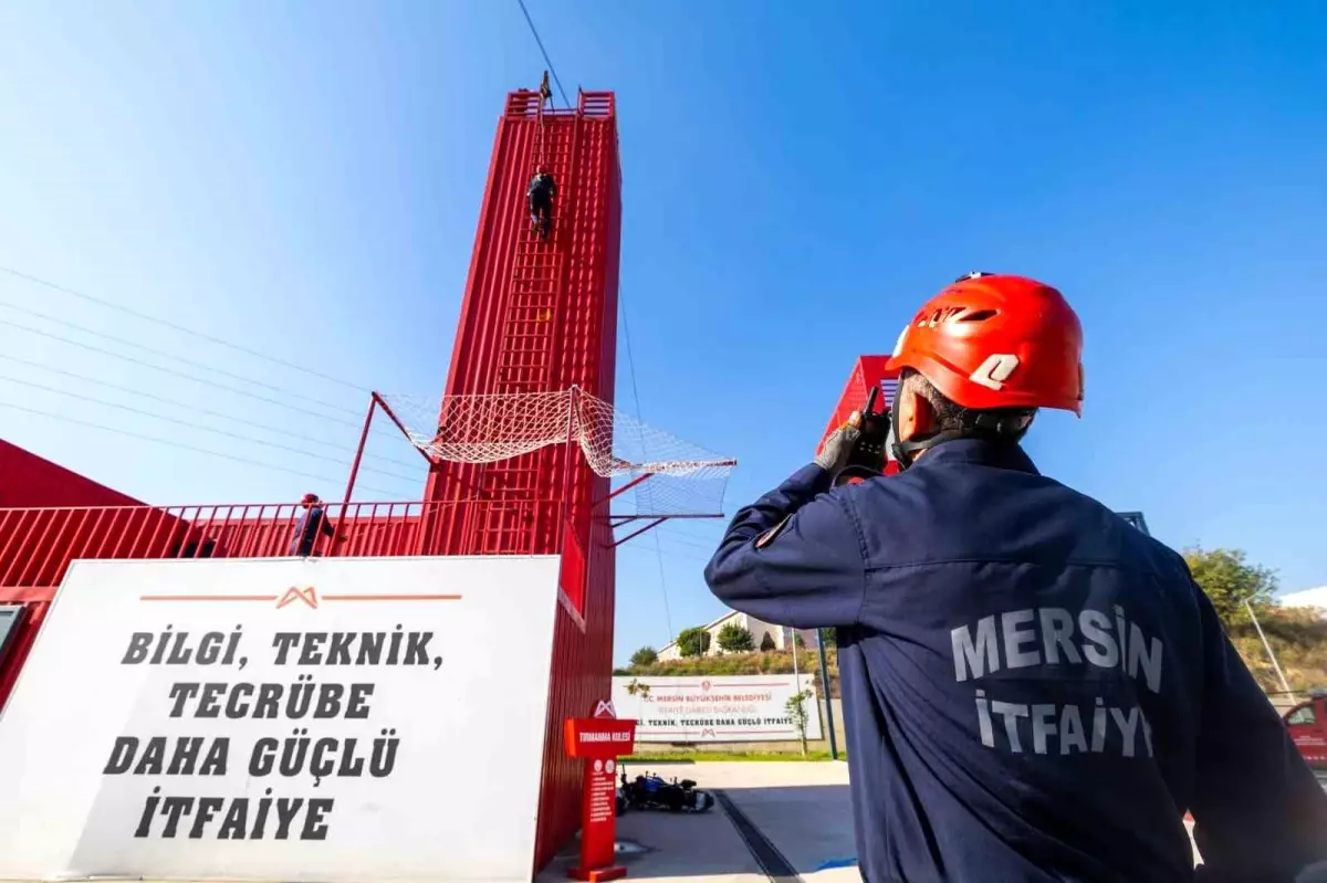 Mersin’de İtfaiye Ekiplerinden 5 Farklı Yangın ve Kurtarma Tatbikatı