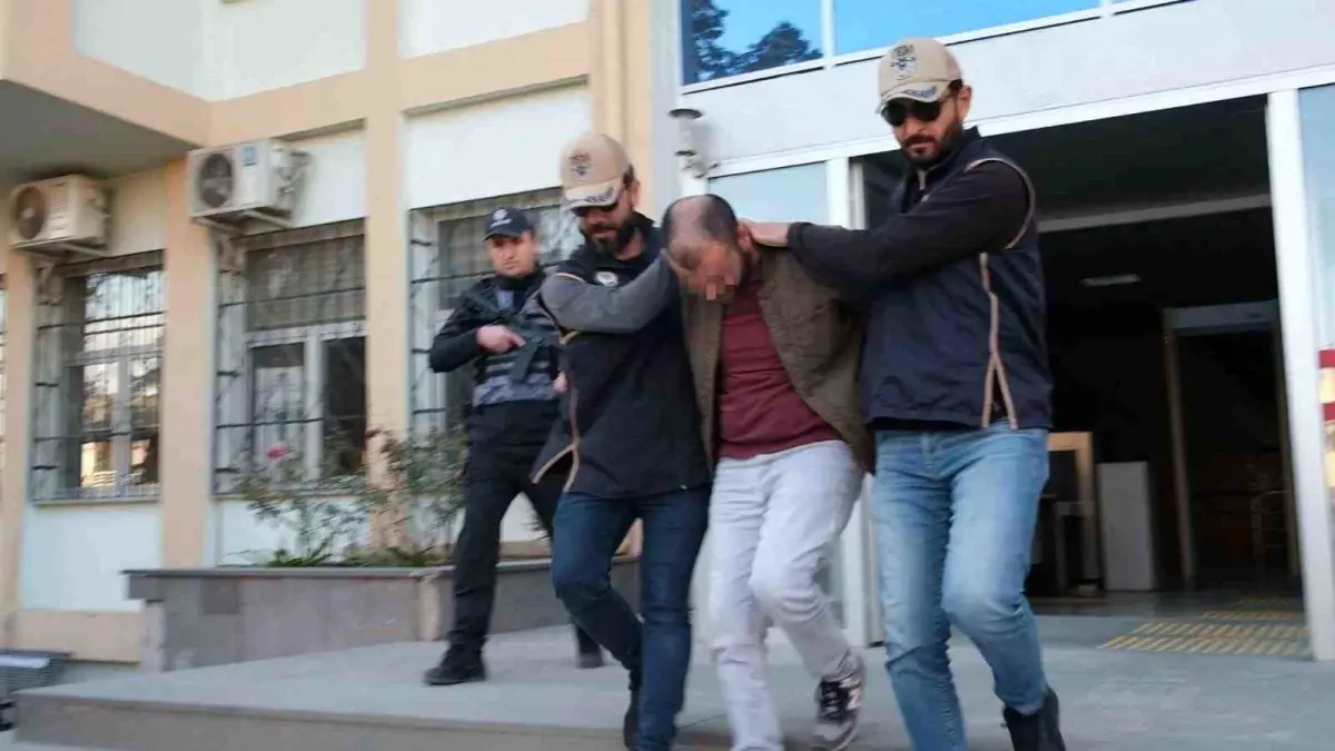 Mersin'de Cumhurbaşkanı'na hakaretten gözaltına alınan şahıs tutuklandı